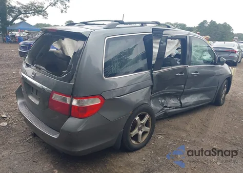 2007 Honda Odyssey Touring z USA, uszkodzony, nr VIN 5FNRL38827B083663